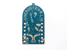 Load image into Gallery viewer, Wood Floss Organizer