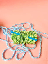 Load image into Gallery viewer, Crochet Yarn Hair Claw
