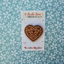 Load image into Gallery viewer, Folk Heart Needle Minder