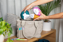 Load image into Gallery viewer, Soolla Studio Artist Bag: Graphite