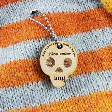 Load image into Gallery viewer, Skull Yarn Cutter Keychain