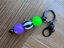 Load image into Gallery viewer, Beaded Keychain