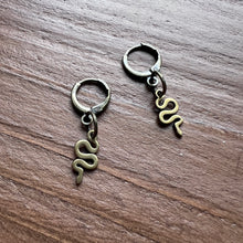 Load image into Gallery viewer, Brass Stitch Marker