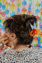 Load image into Gallery viewer, Scissors Hair Claw