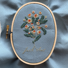 Load image into Gallery viewer, Moonlit Daisy Kit