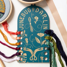 Load image into Gallery viewer, Wood Floss Organizer