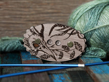 Load image into Gallery viewer, Raven Skull Wood Row Counter with Forest Plants &amp; Yarrow: Walnut
