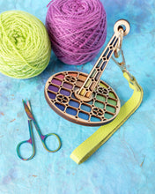 Load image into Gallery viewer, Grisaille Mini Minder
