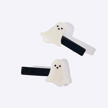 Load image into Gallery viewer, Ghostie Alligator Clip Set
