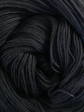 Load image into Gallery viewer, Basic Black- Essential DK
