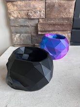 Load image into Gallery viewer, Skull Planter/Yarn Bowl
