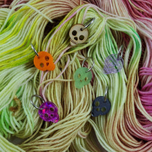 Load image into Gallery viewer, 2025 Skull Stitch Marker Set -Card of 6
