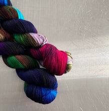 Load image into Gallery viewer, Chrysolina - Nomad Sock
