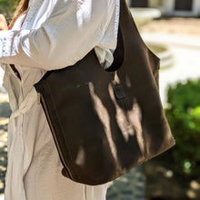 Load image into Gallery viewer, The Boundless Bag
